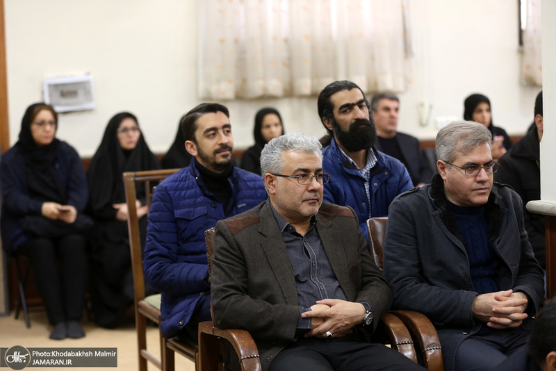 دیدارمدیران و جمعی از اعضای تحریه موسسه مطبوعاتی ایران و خبرگزاری ایرنا با سید حسن خمینی