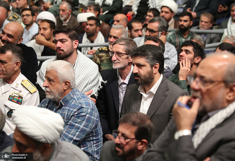 دیدار پیشکسوتان و فعالان دفاع مقدس و مقاومت با رهبر انقلاب