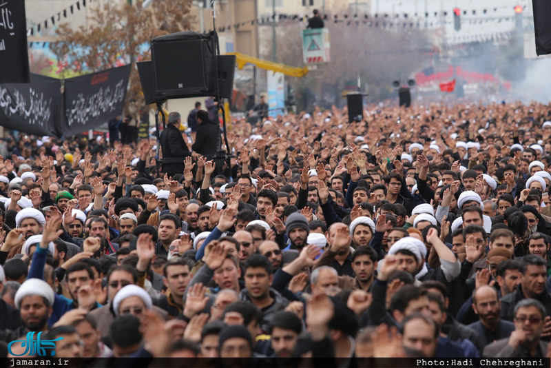عزاداری و پیاده روی آیت الله وحید خراسانی همزمان با سالروز شهادت حضرت زهرا(س) 