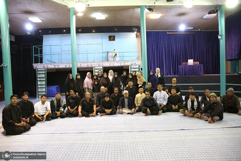 بازدید جمعی از زائرین ابا عبدالله الحسین از کشور اندونزی از جماران
