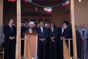دری نجف‌آبادی:ایران در چهل و یکمین سال پیروزی انقلاب با قوت و قدرت ایستاده است