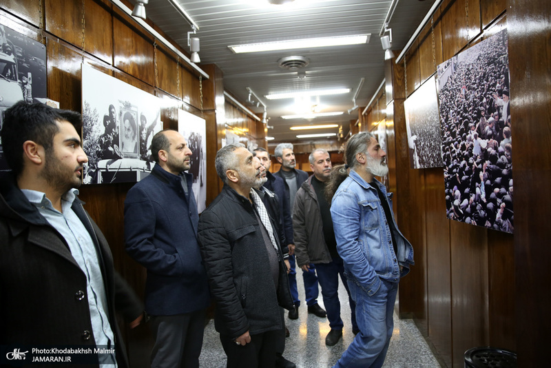 تجدید میثاق اقشار مختلف مردم با آرمان های حضرت امام(س) در حسینیه جماران