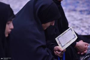 مراسم شام غریبان شهادت امام رضا (ع) در حرم مطهر امام خمینی