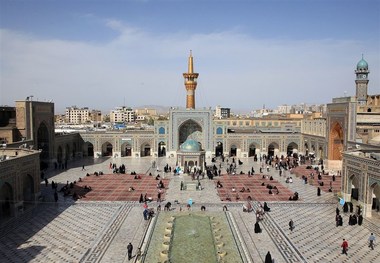 بانوی بلاروسی در حرم رضوی مسلمان شد