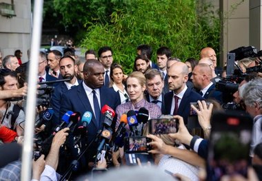 گزارش آسوشیتدپرس از جزئیات توافق تروئیکای اروپا درباره ایران