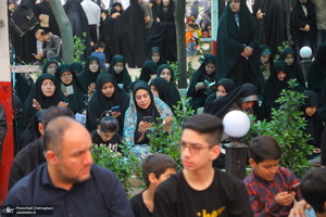 مراسم تحویل سال نو در گلزار شهدای قم‎