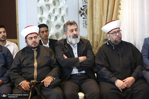 نشست «گفتمان توحیدی اخلاقی‌ امام‌ خمینی(س) در دنیای معاصر؛ دستاوردها و آینده فرارو»