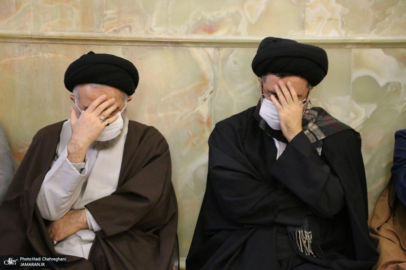 حضور مراجع و علما در مسجد امام حسن عسکری(ع) در پی ارتحال آیت الله العظمی صافی(ره)