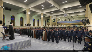 دیدار فرماندهان نیروی هوایی و پدافند هوایی ارتش با رهبر معظم انقلاب