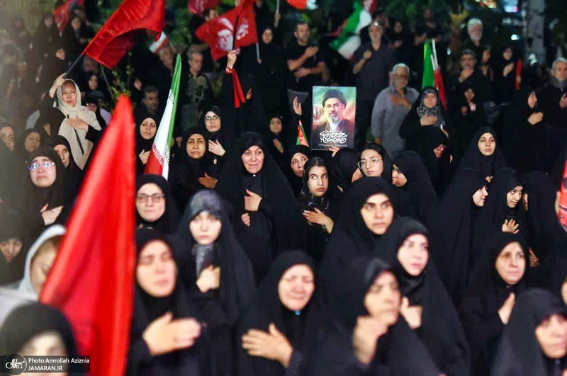 دومین شب محرم و صد و هشتمین اجتماع پر شور مردم در میدان شهدای خلیج فارس
