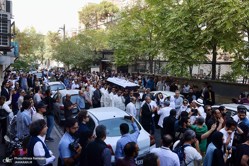 مراسم تشییع ناصر تقوایی