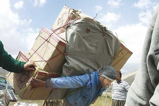 کولبر قاچاقچی نیست