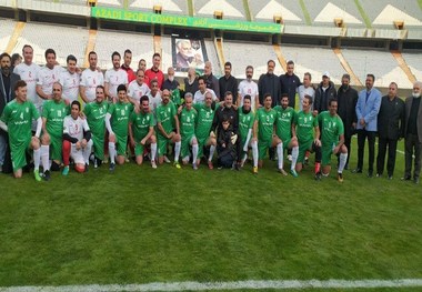 برتری ملی پوشان 98 مقابل منتخب سرخابی‌ها + تصاویر
