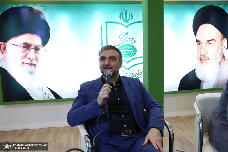 غرفه موسسه تنظیم و نشر آثار امام خمینی (س) در نمایشگاه بین‌المللی قرآن