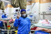 تلخ و شیرین‌های پرستاران در مبارزه با کرونا  ایستاده کنار بیماران