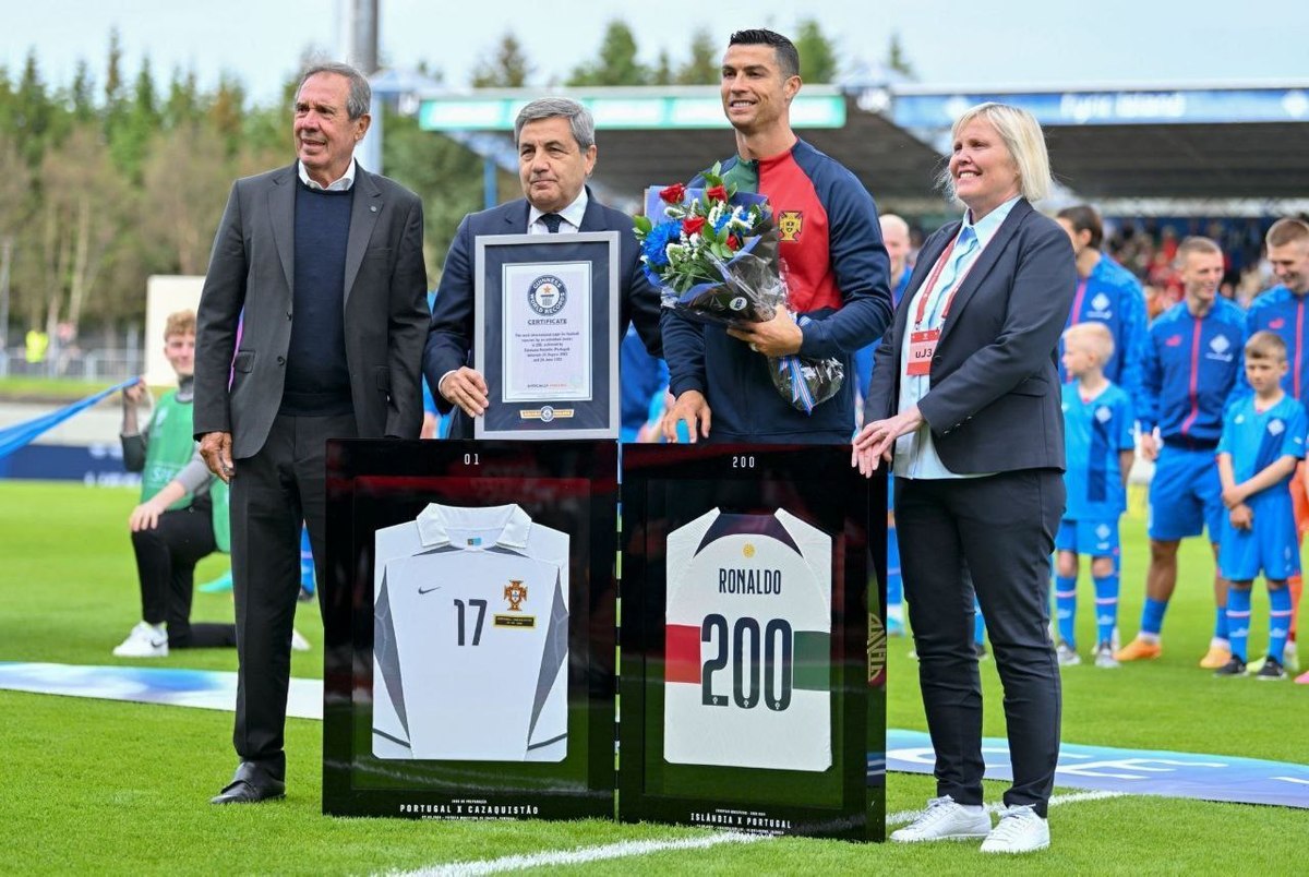 عکس| رونالدو اولین 200 تایی تاریخ فوتبال و ثبت در گینس