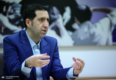 سعید آجورلو: از نظر ترامپ، جهان مال آمریکاست/ ترامپ، ایران را هم مانند ونزوئلا می‌دید