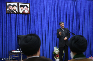 دیدار رئیس، مدیران و کارکنان ستاد اجرایی فرمان امام (ره) با سید حسن خمینی