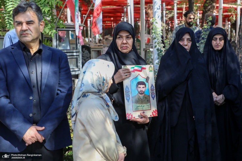 مراسم تشییع و خاکسپاری پیکر شهید علی‌اکبر گندمی