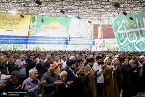 نماز عيد سعيد قربان در دانشگاه تهران