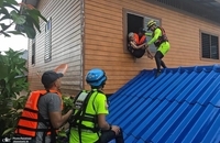 سیل در تایلند ده‌ها کشته بر جای گذاشت (5)