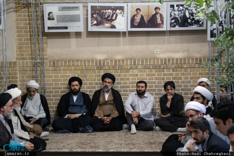 مراسم بزرگداشت حضرت امام(س) در بیت تاریخی بنیانگذار جمهوری اسلامی ایران در قم 