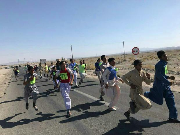 رقابت دو و میدانی با حضور 50 دونده در بخش لادیز میرجاوه برگزار شد