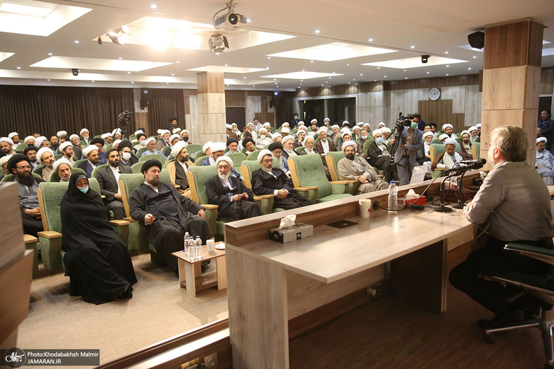 مراسم گرامیداشت شهید بهشتی و یارانش در پژوهشکده امام خمینی (س) و انقلاب اسلامی