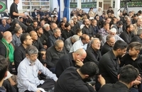 مراسم تاسوعای حسینی در دفتر آیت الله العظمی صانعی (7)