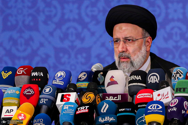 دیدگاه رئیسی در مورد فضای مجازی