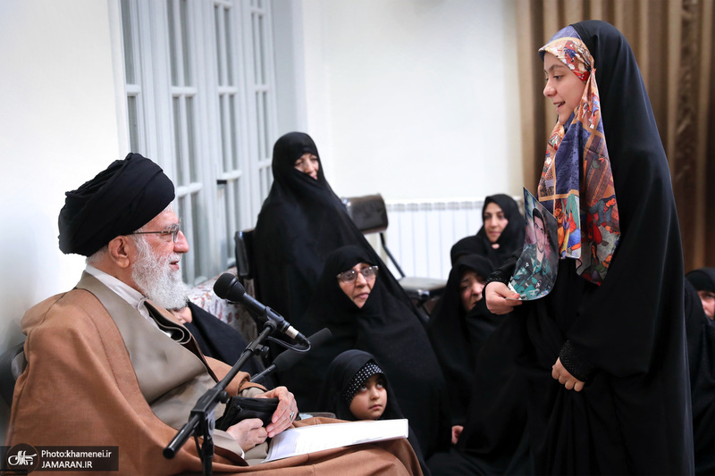 دیدار جمعی از خانواده‌های شهدای امنیت با رهبر معظم انقلاب