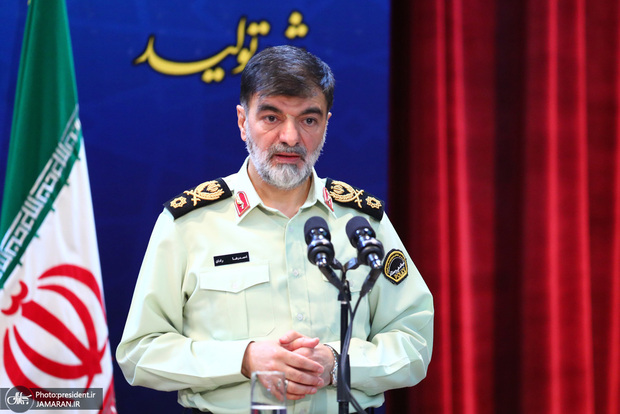 سردار رادان: متوجه خط سیاسی «آشوب» و «فتنه‌انگیزی» دشمنان داخلی و خارجی هستیم/ باید مبادی زمینه‌سازی «فتنه‌ها» که می‌تواند از هر ارگانی از جمله نیروی انتظامی باشد را ببندیم