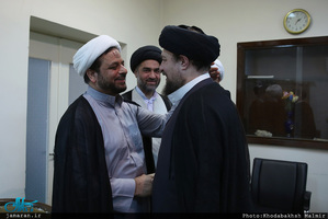 دیدار جمعی از اعضای مجلس علمای شیعه اروپاه با سید حسن خمینی 