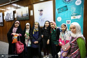 تجدید میثاق دانش آموزان موسسه فرهنگی شهید اسکندری با امام (س) در حسینیه جماران