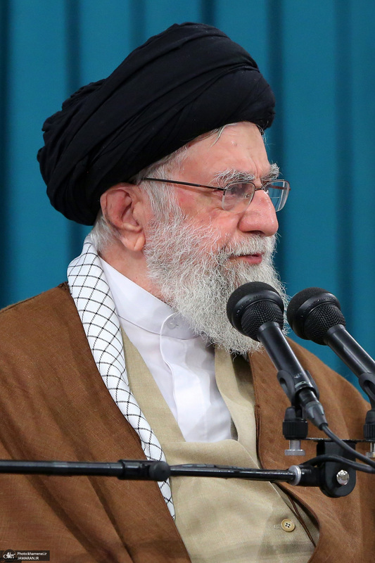 دیدار تولیدکنندگان و فعالان اقتصادی با رهبر معظم انقلاب