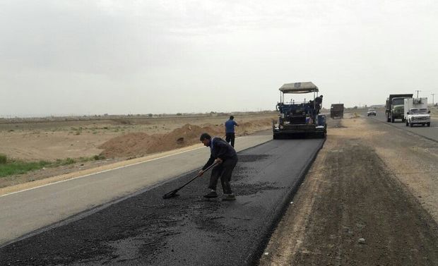 عملیات اجرایی ۲ طرح راهسازی در آران‌وبیدگل آغاز شد