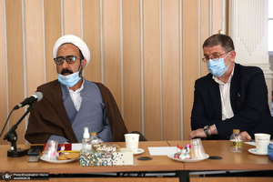 نشست هم اندیشی سرپرست موسسه تنظیم و نشر آثار امام خمینی(ره) با مدیران دفتر نمایندگی قم