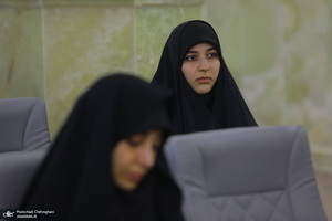 پنجمین محفل ادبی پروانه ها در مجتمع فرهنگی هنری یادگار امام (ره) قم