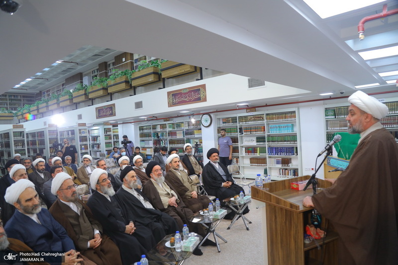 مراسم رونمایی از موسوعه ۶۰ جلدی دانشنامه قرآنی اهل‌بیت (ع) در قم‎