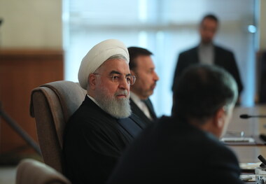 می گویند اگر فلان کنوانسیون را امضا کنیم اسلام از دست می‌رود! ای کاش تو اسلام را می فهمیدی!/ چرا وقتی می خواهند شعار بدهند هزینه‌اش را مردم بدهند؟+ فیلم