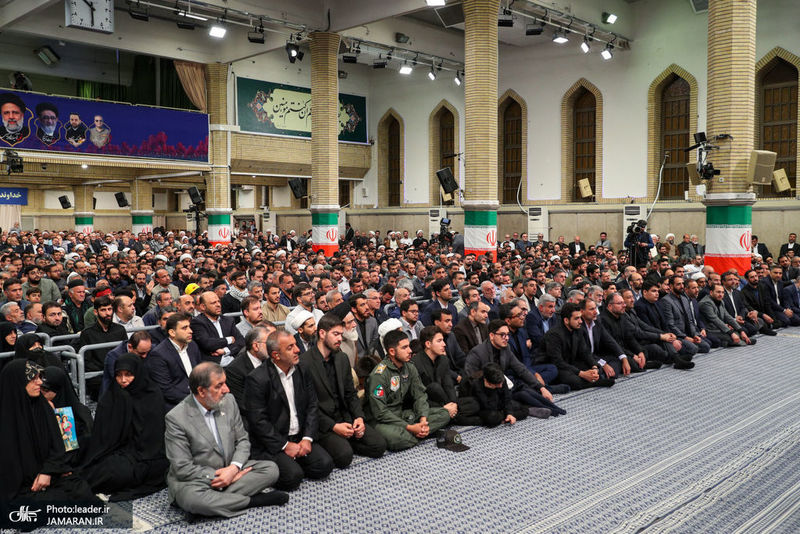 مراسم بزرگداشت شهید رئیسی و شهدای پرواز اردیبهشت