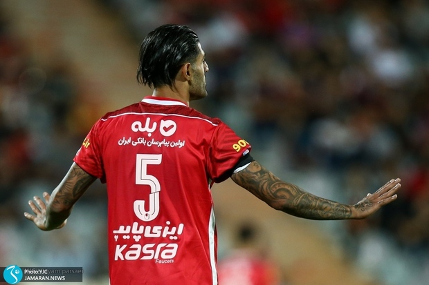 رفتن مدافع پرسپولیس برای ماندن!