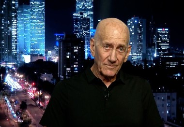 حمله شدید اللحن اولمرت به نتانیاهو و دولتش 