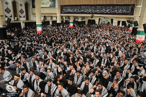 عزاداری هیئت‌های دانشجویی به مناسبت اربعین در حسینیه امام خمینی