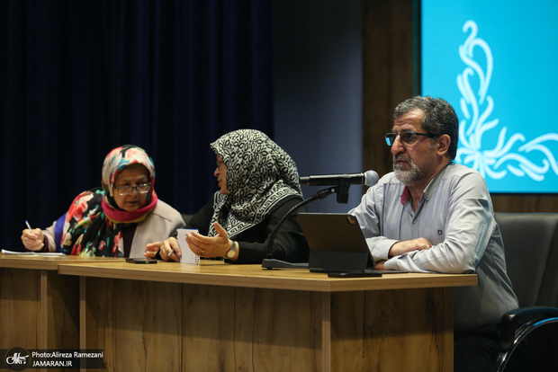 محسن آرمین: درست است که جامعه قهر کرده‌ ولی روش‌های خشونت‌آمیز را قبول‌ ندارد/ صداوسیما تصویری از جامعه ایران و به ویژه زنان و جوانان‌ ارائه می‌دهد که هیچ نسبتی با واقعیت ندارد/ حاکمیت در مذاکره تجدیدنظر کرده و باید همین مسیر را در سیاست داخلی دنبال‌ کند