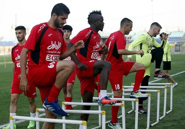 بازیکنان جدید پرسپولیس تا هفته چهارم مجوز گرفتند