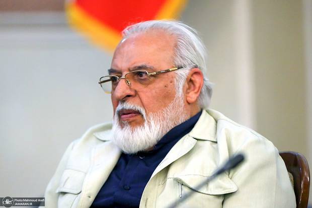 انواری، عضو شورای مرکزی موتلفه: الان وقت دعوا نیست/ اگر بخواهیم مشارکت مردم را داشته باشیم، باید اعتماد عمومی را جلب کنیم/ هرگونه اقدامی که اعتماد عمومی را مخدوش کند و به ناامیدی مردم دامن بزند، باید به‌صورت جدی ممنوع شود