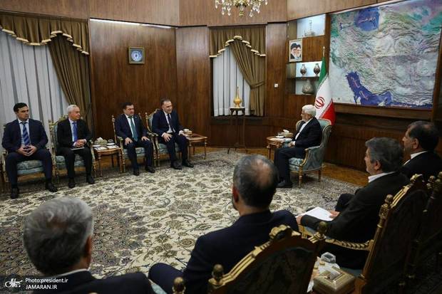 عارف: ایران و تاجیکستان خانه دوم هر دو ملت است/ اراده‌ای که در هر دو کشور وجود دارد، روابط را گسترش خواهد داد/ اقتصاد هر دو طرف، مکمل دیگری است/ نگاه ما توازن در روابط تجاری است