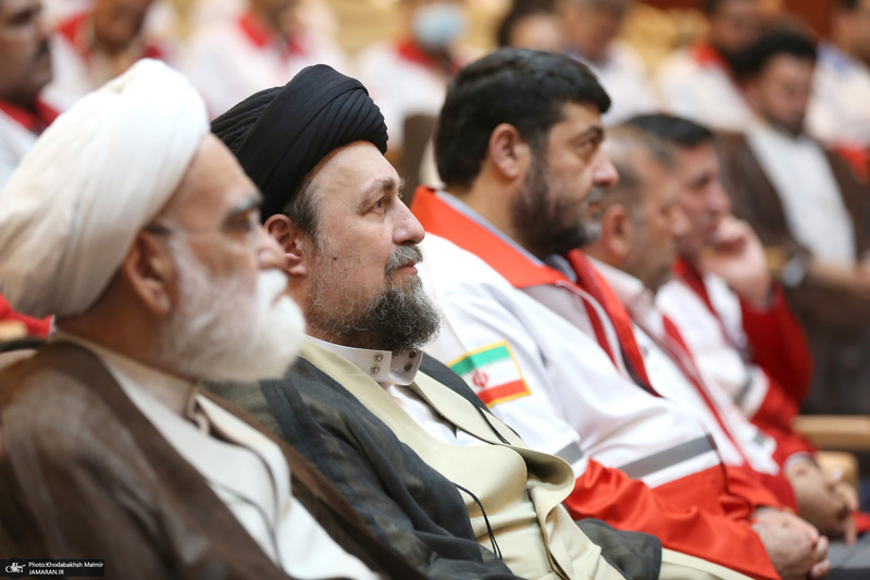 دیدار رییس و امدادگران جمعیت هلال احمر با سید حسن خمینی