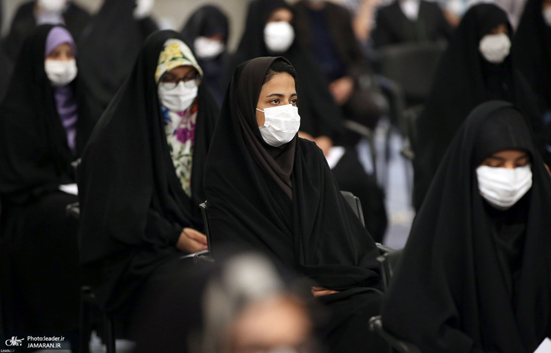 دیدار جمعی از دانشجویان با رهبر معظم انقلاب